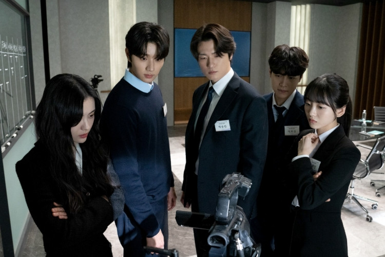 Data De Estreia Do Filme Final Interview (2026), Estrelado Por Shin Seung Ho, Que Retrata A Competição Entre Candidatos A Vagas De Emprego 